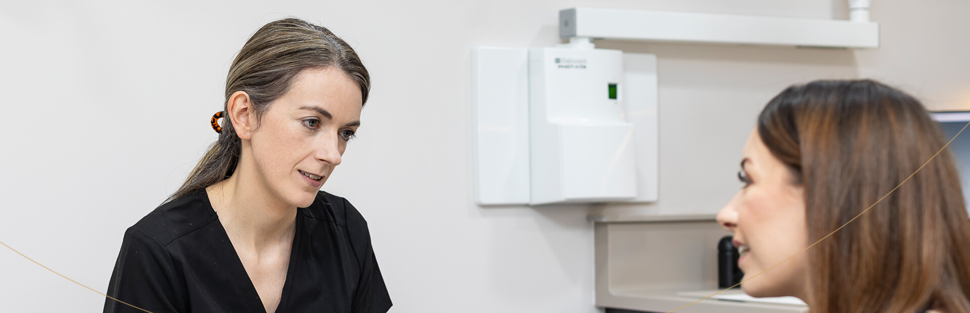 Specialist Orthodontics Brentwood, Essex - Smile HQ